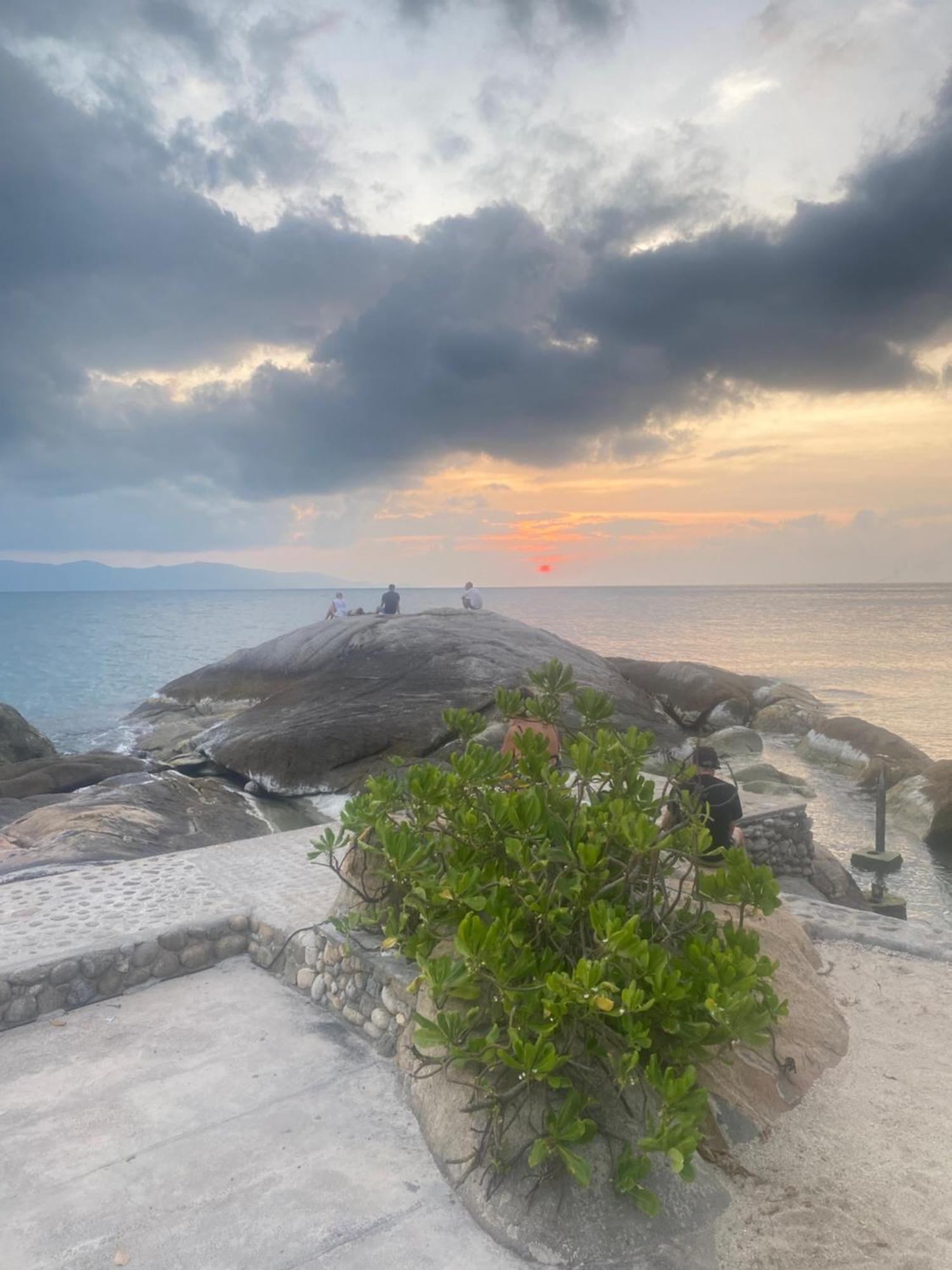 Lighthouse Bungalows Ko Pha Ngan Luaran gambar